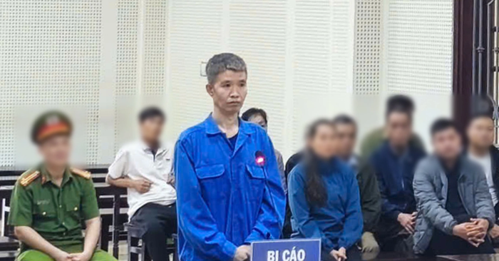 Lừa "chạy" giấy tờ đất: Tiêu tan sự nghiệp vì tham vọng phi phép