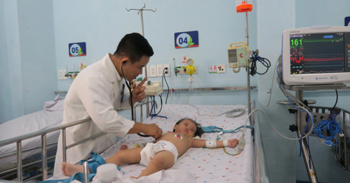 Dịch bệnh phía Nam bùng phát mạnh với hàng chục nghìn ca mắc