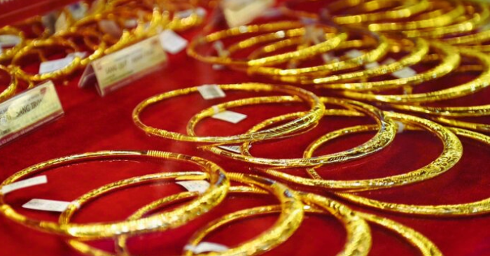 Giá vàng lên 5.500 USD và biến động quân sự tại khu vực Trung Đông