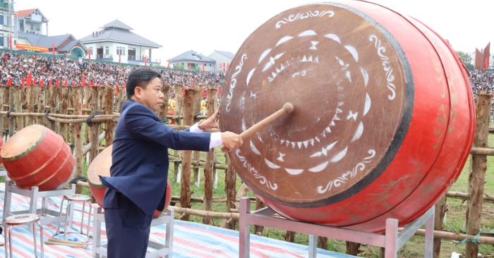 Lễ hội chọi trâu