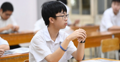 Tuyển sinh lớp 10 Hà Nội: Áp lực đè nặng vì thiếu trường công