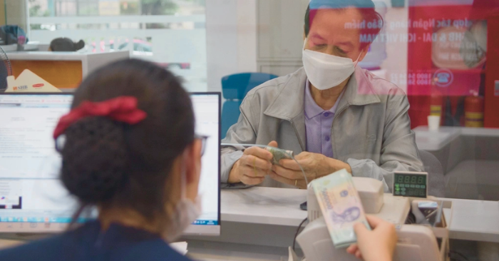 Nhằm bảo vệ quyền lợi người dân, Nghị định 85 yêu cầu quỹ hưu trí bổ sung đầu tư vào các kênh an toàn và chịu sự giám sát của ngân hàng tại Việt Nam từ năm 2026.