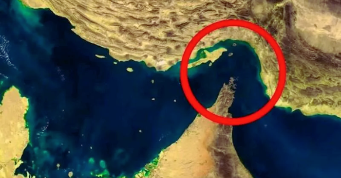 Tàu dầu Marshall Islands chìm tại eo biển Hormuz khiến hơn 150 tàu năng lượng dừng chờ ngoài khơi