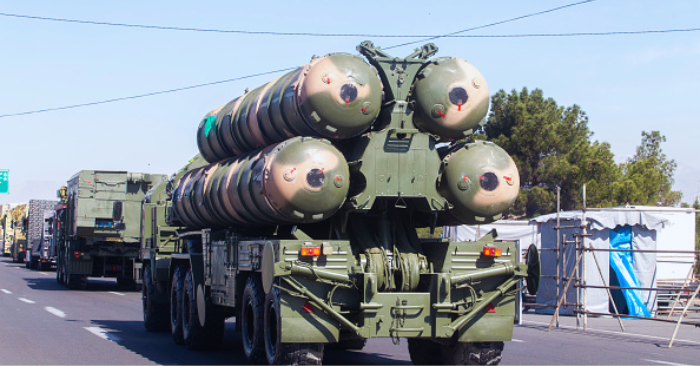 Lưới phòng không Iran sụp đổ trong đợt không kích của Mỹ và Israel