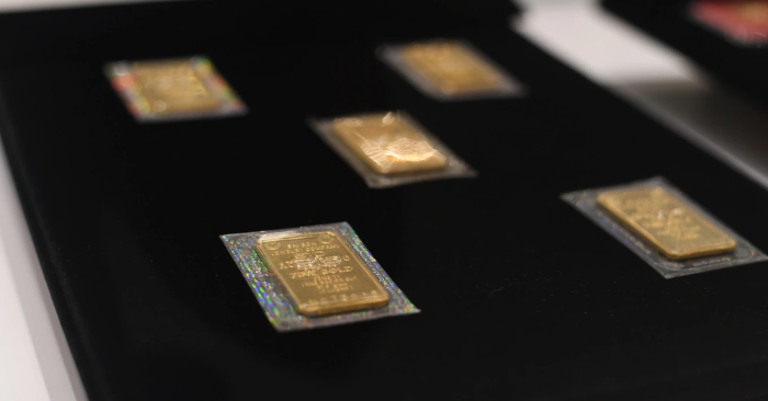 Vàng trong nước cao