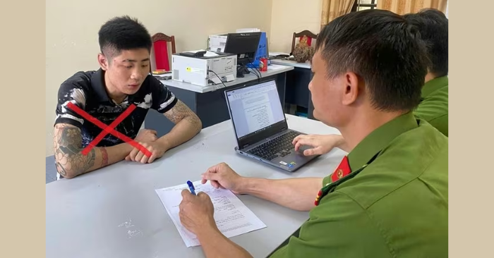 Tài xế taxi bị hành khách chiếm đoạt điện thoại trên đường về Hải Phòng