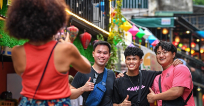 Du lịch Việt Nam đạt kỷ lục khách quốc tế dù giá vé tăng cao