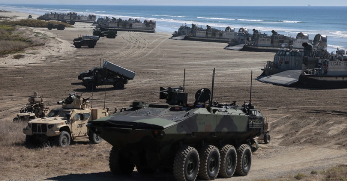 Mỹ xem xét tấn công