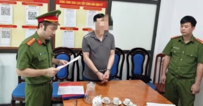 Phú Thọ: Bắt cựu cán bộ Ủy ban Kiểm tra Tỉnh ủy Hòa Bình vì lừa chạy việc