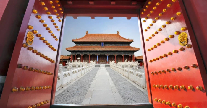81 đinh vàng