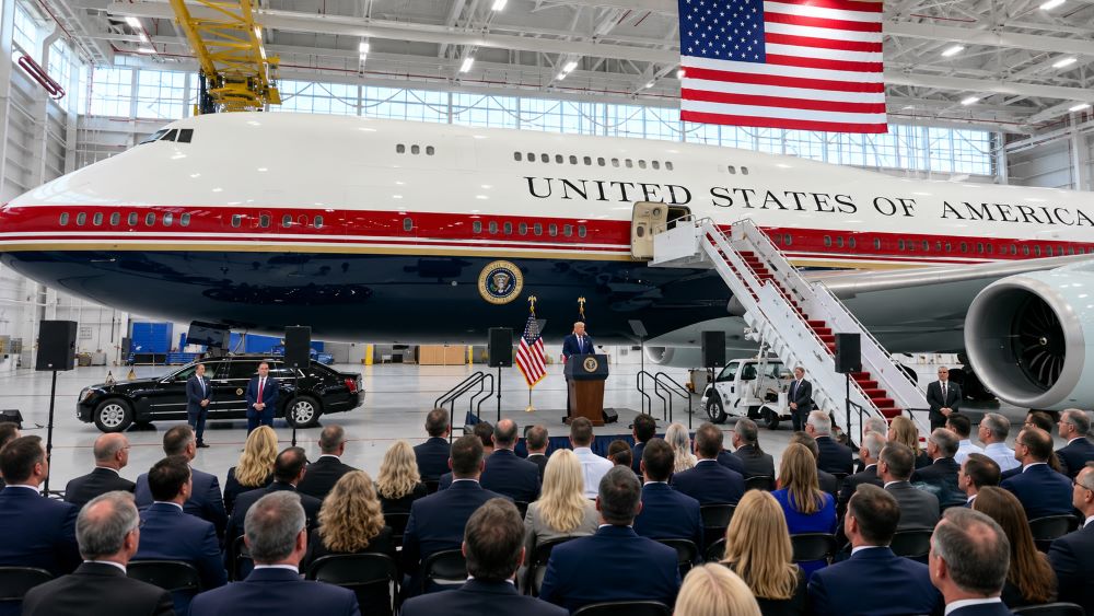 Khám phá chuyên cơ Air Force One do Qatar tặng Tổng thống Trump với nội thất xa hoa và nhiều tiện nghi đặc biệt.