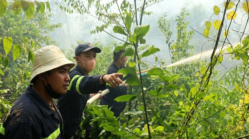 Cập nhật dự báo thời tiết hôm nay 23/6: Cảnh báo khu vực miền Trung đón đợt nắng nóng đặc biệt gay gắt, có nơi nhiệt độ tăng cao vượt ngưỡng 40 độ C.