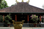 Chùa cổ gần 220 tuổi ở Tây Ninh với điển tích vị sư cắt ngón tay đúc tượng