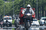 Dự báo thời tiết: Miền Bắc và Trung Bộ nắng nóng gay gắt kéo dài, Nam Bộ đón mưa dông diện rộng