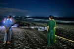 Tìm thấy thi thể bé trai mất tích khi tắm biển cùng cha
