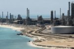 Saudi Arabia dự kiến giảm giá dầu bán sang châu Á trong tháng 8