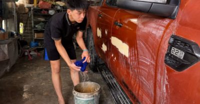 Cậu học trò mồ côi ở Thanh Hóa tự đi làm hè để có tiền mua thẻ bảo hiểm y tế