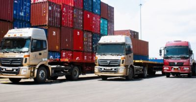 Phó Thủ tướng yêu cầu doanh nghiệp vận tải giảm cước theo giá xăng dầu