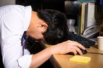 Não trẻ “đặc lại” vì quá tải thông tin và thiếu thời gian phục hồi