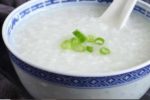 Bữa sáng quá đơn giản có thể âm thầm làm giảm sức khỏe người lớn tuổi