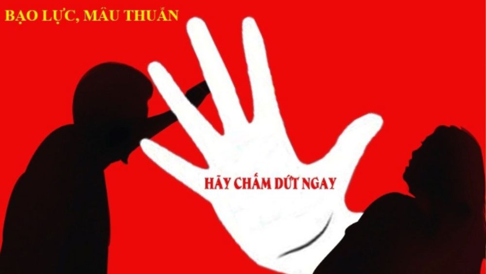 Mâu thuẫn gia đình: Chồng tẩm xăng đốt vợ và cảnh báo