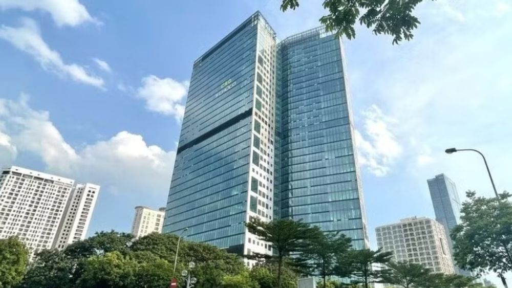 Lương Chủ tịch TKV gần 130 triệu đồng/tháng theo báo cáo năm 2025, cùng thông tin về thu nhập của lãnh đạo tập đoàn.