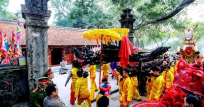 Hà Nội công bố tình huống khẩn cấp do sạt lở nghiêm trọng tại Đền Sóc