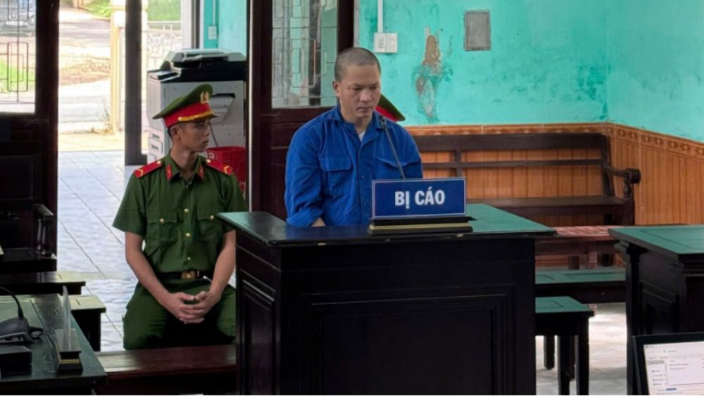 Bẻ gãy Ngai vua triều Nguyễn, bị cáo lĩnh 3,5 năm tù