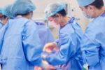 Em bé khỏe mạnh chào đời khép lại nhiều thế hệ lo bệnh di truyền
