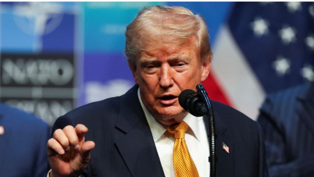 Trump cảnh báo 1.000 tên lửa sẵn sàng khai hỏa vào Iran