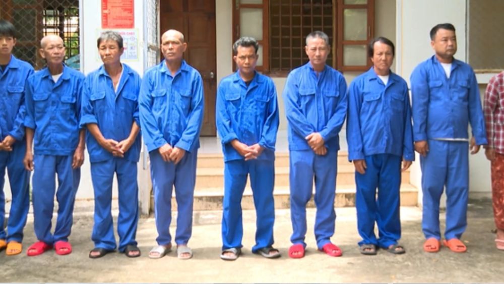 Triệt phá đường dây cưa bom mìn lấy thuốc nổ ở TP.HCM