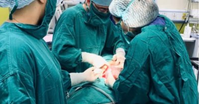 Người mẹ hiếm muộn quyết giữ tam thai, vượt qua hành trình sinh tử để đón ba con khỏe mạnh
