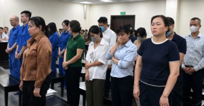 Cựu cán bộ Sở Y tế Hà Nội nói chỉ nhận 166 triệu đồng, tòa xác định hơn 1,3 tỷ đồng