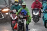 Mưa kéo dài khiến cảnh báo thiên tai tăng cao