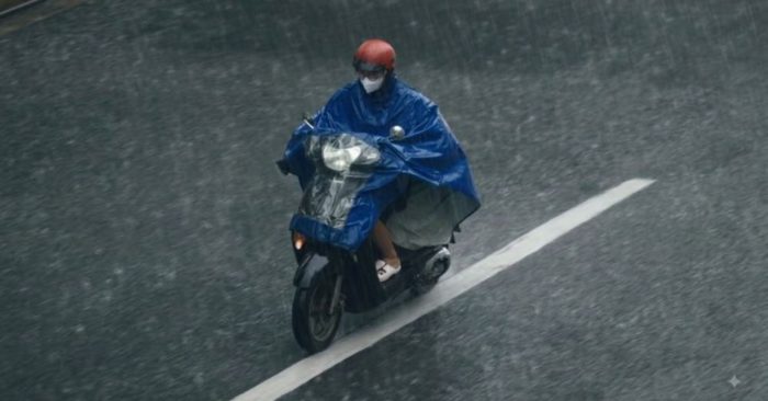Miền Bắc đón đợt mưa lớn từ đêm nay, cảnh báo nguy cơ ngập lụt và sạt lở.