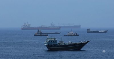Iran và Mỹ tiếp tục căng thẳng quanh eo biển chiến lược Hormuz