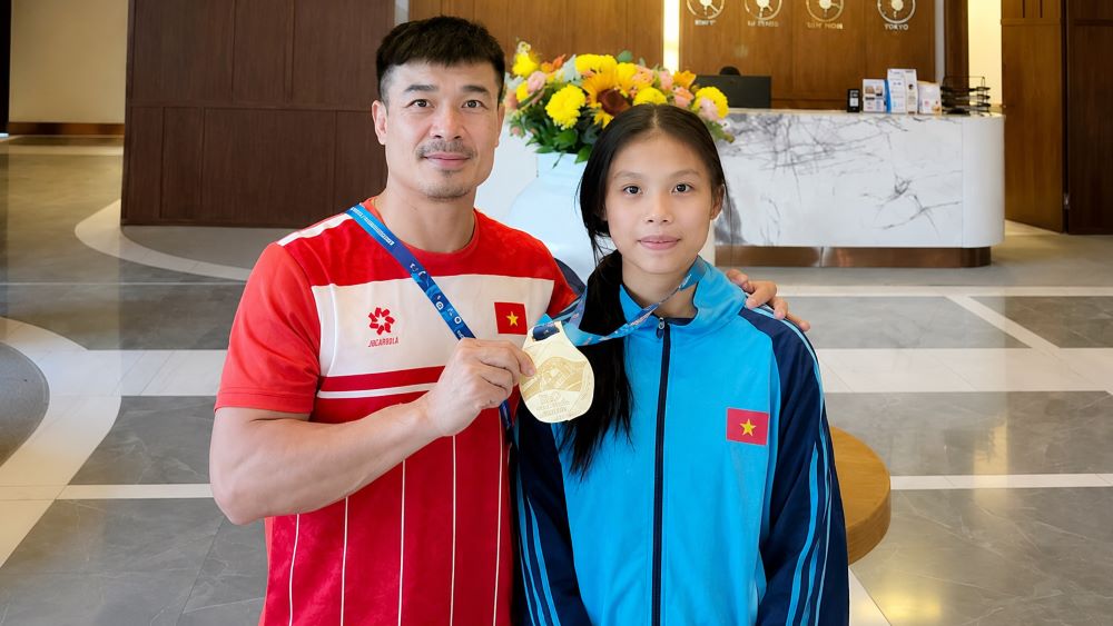 Đô vật xứ Thanh Lò Thị Hồng ghi dấu ấn tại Giải vô địch vật bãi biển trẻ thế giới 2026, mở ra bước tiến mới.
