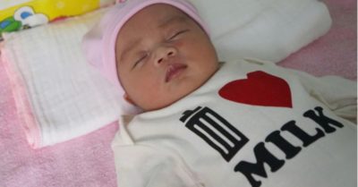 Những sai lầm cha mẹ cần tránh khi trẻ sốt