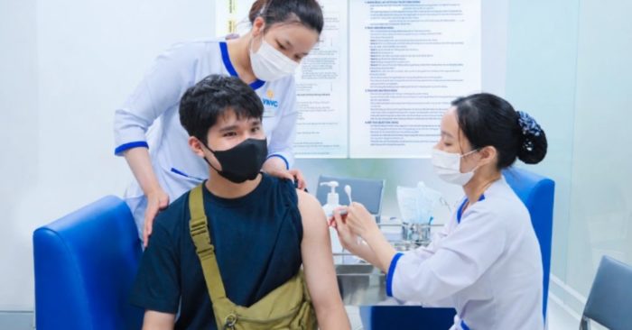 Vì sao nhiều nam giới mắc ung thư hầu họng?