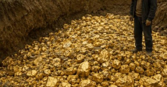 Nông dân bất ngờ phát hiện mỏ vàng nghi trị giá hơn 120.000 tỷ đồng