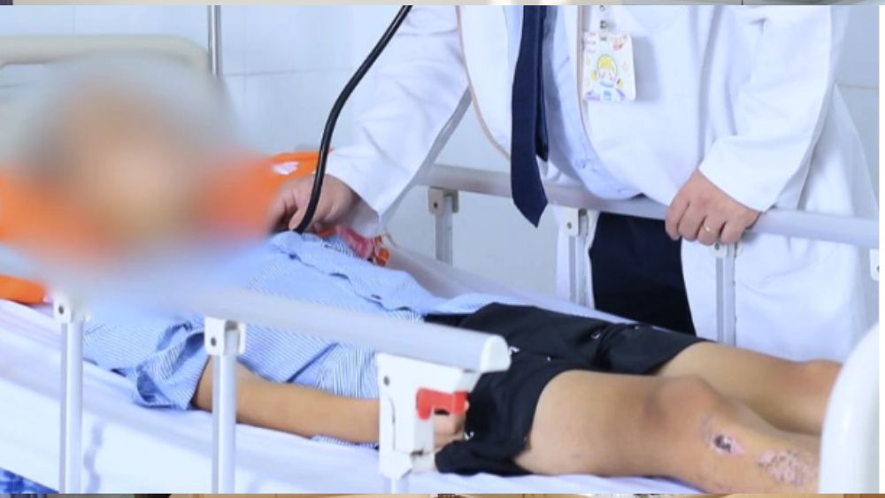 Chàng trai 18 tuổi hồi phục sau tai nạn giao thông