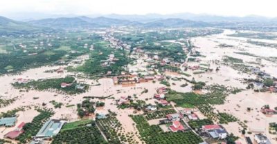Lũ sau bão số 4 nhấn chìm vườn cây tiền tỷ ở Bắc Ninh