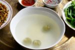 Nước luộc rau bổ dưỡng hay rủi ro, tùy thuộc nguồn rau