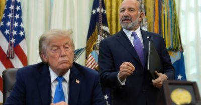 Chính quyền Trump và khoảng cách giữa lời hứa với thực tế