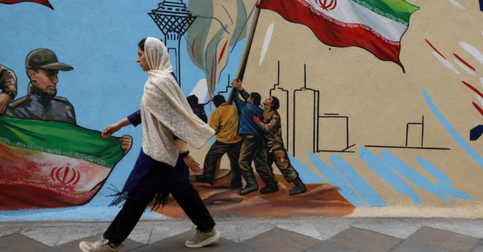 Iran dọa “tấn công toàn diện” Mỹ, cho Washington vài tuần chót