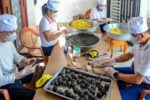 Bánh gai Tứ Trụ giữ hương vị truyền thống qua nhiều thế hệ