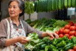 Vừa nghỉ hưu, người mẹ lên thành phố trông cháu rồi muốn về quê