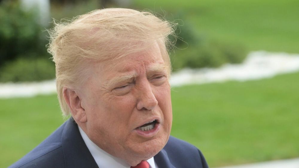 Tổng thống Trump trả lời báo giới tại Nhà Trắng