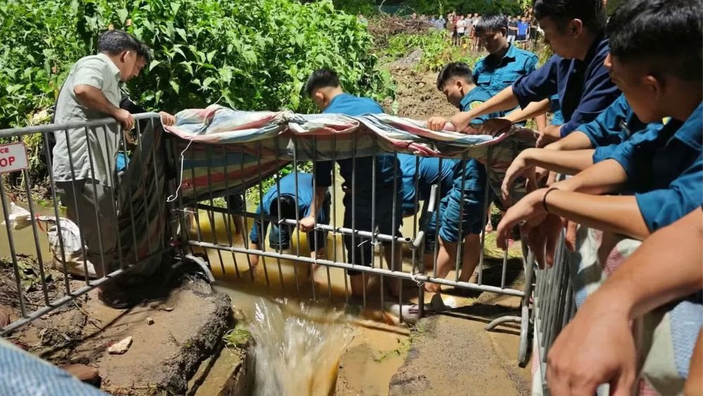Khu vực nam sinh mất tích khi đi qua phố Viên
