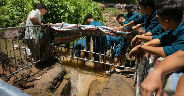 Tân sinh viên mất tích trong nước ngập, thi thể tìm thấy cách 1km